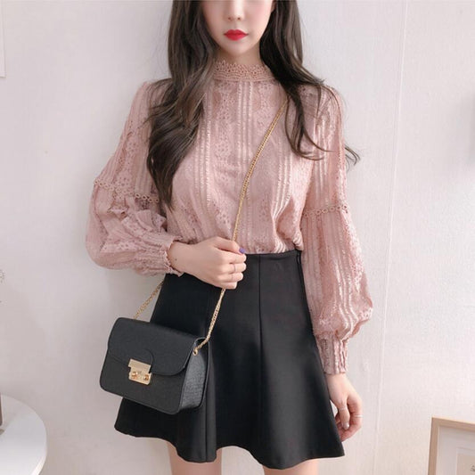 2021 spring new Korean women's pullover lace shirt lantern sleeves fake two-piece sweet lace shirt