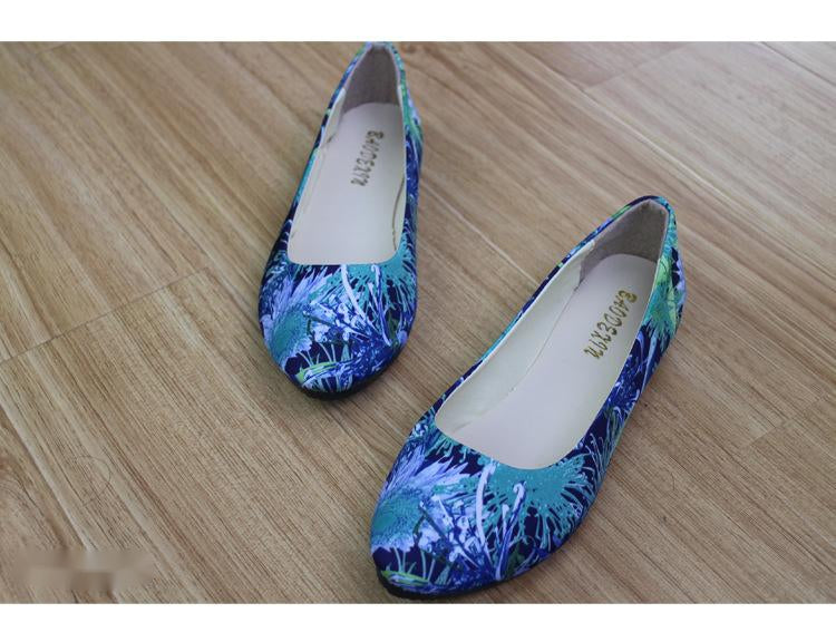 Women's spring and autumn floral shoes