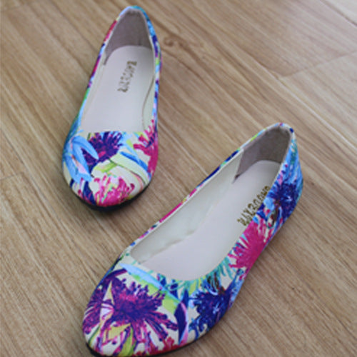 Women's spring and autumn floral shoes