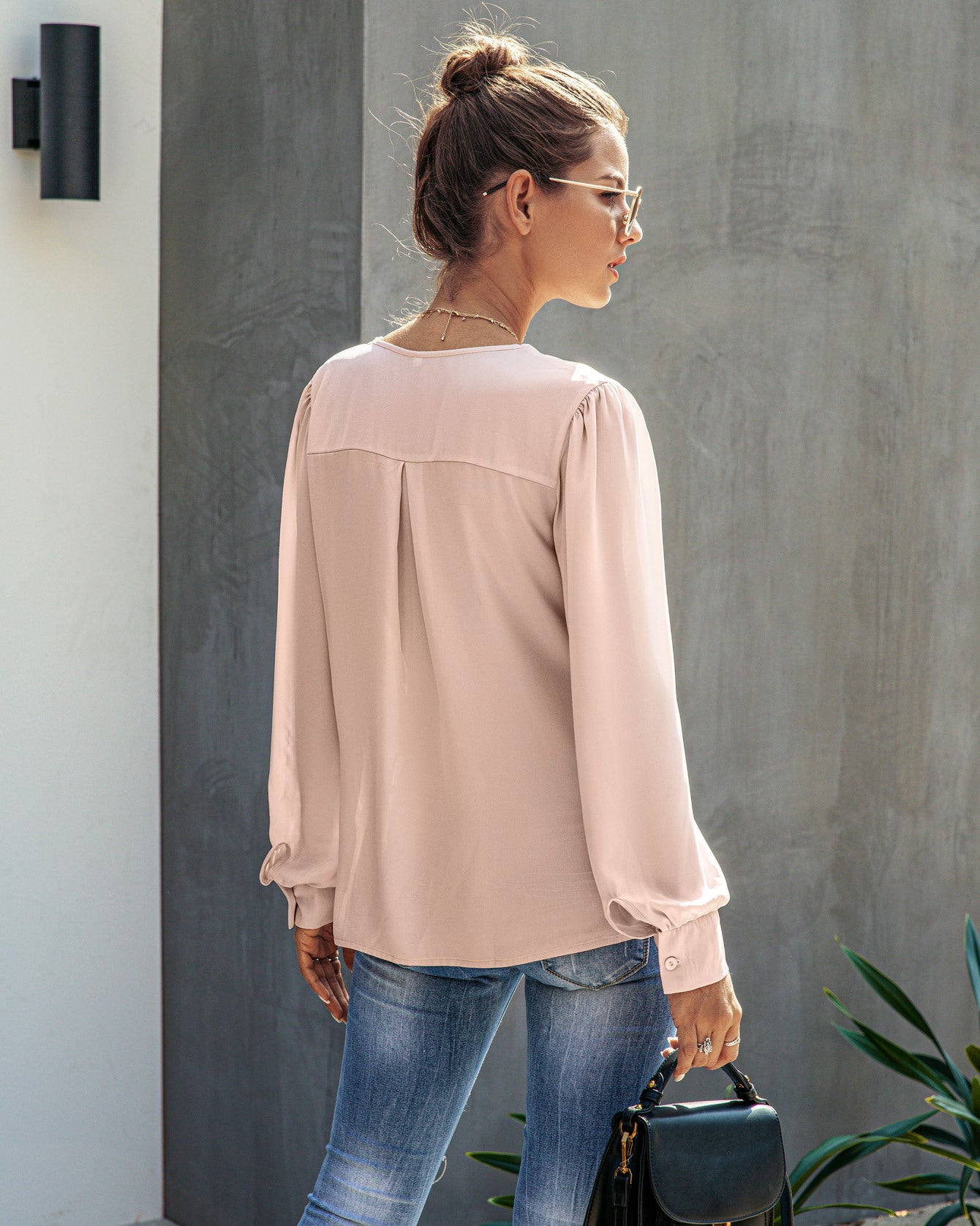 Fashion Simple V-neck Long-sleeved Blouse Blouse