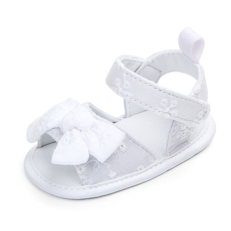 Bow baby shoes