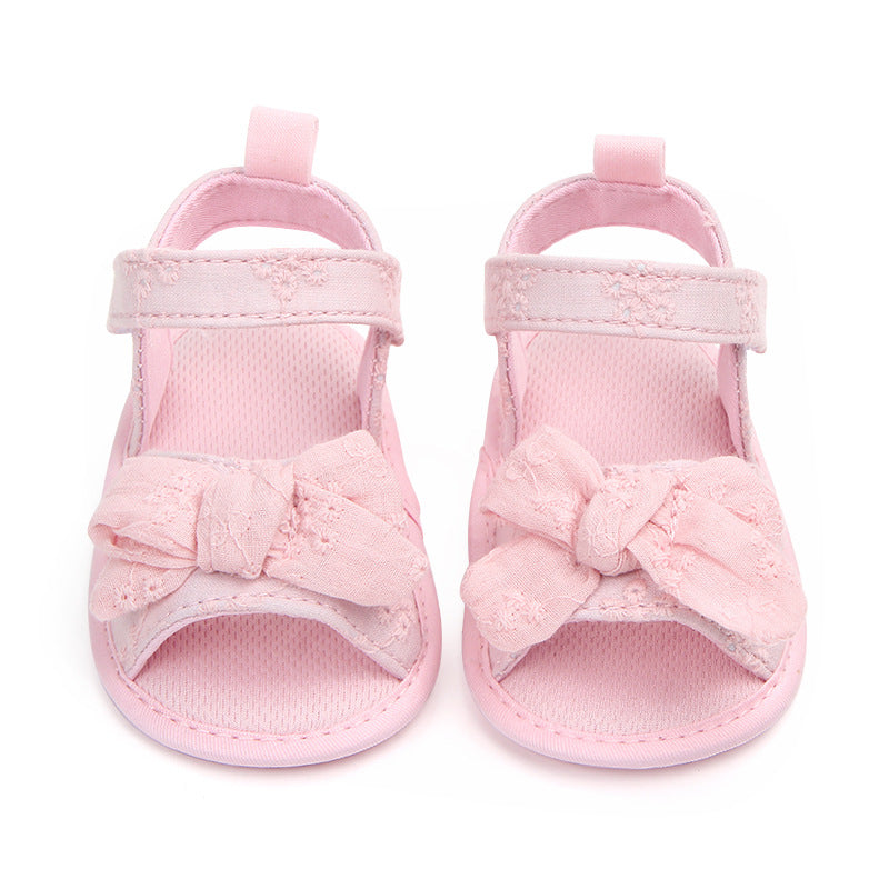 Bow baby shoes