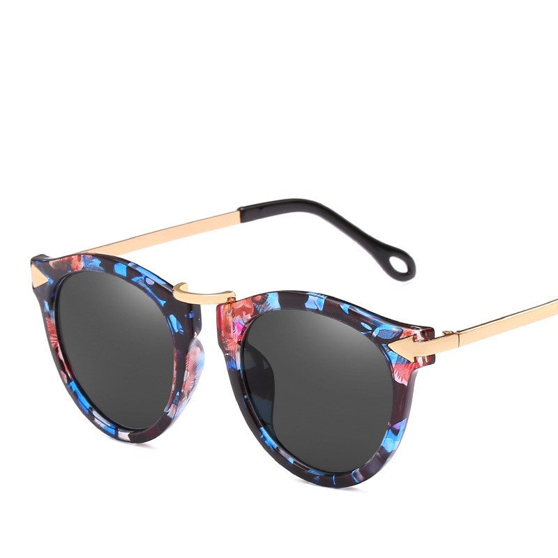 Retro metal arrow sunglasses