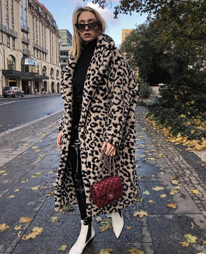 Leopard lamb wool coat