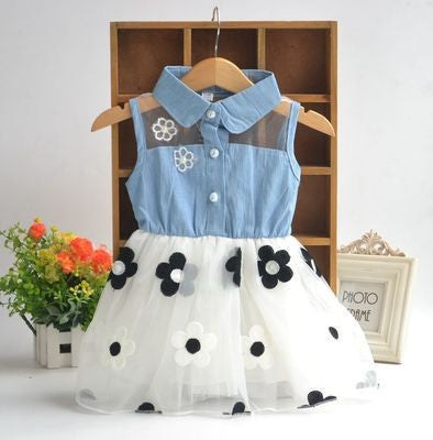 Summer girls wear denim skirt dress dress baby baby princess dress on behalf of a children.