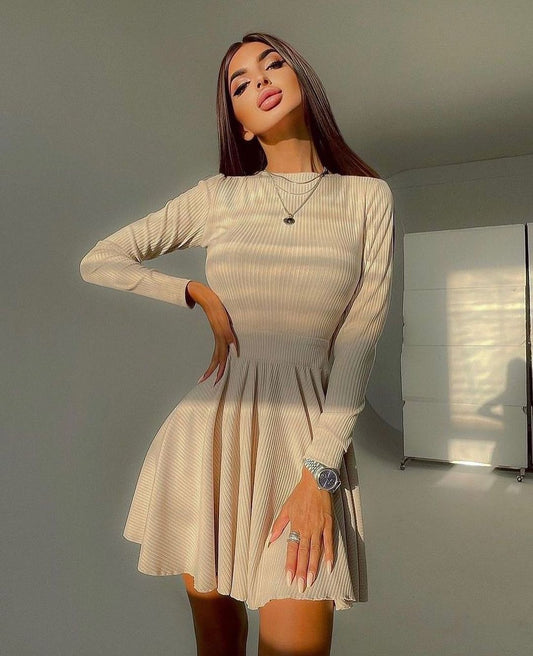 Back Hollow A-line Skirt Long Sleeve Dress