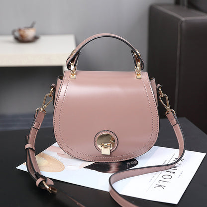 The 2021 New South Korean fashion handbag Mini Shoulder bag bag ladies handbag on behalf of a pig