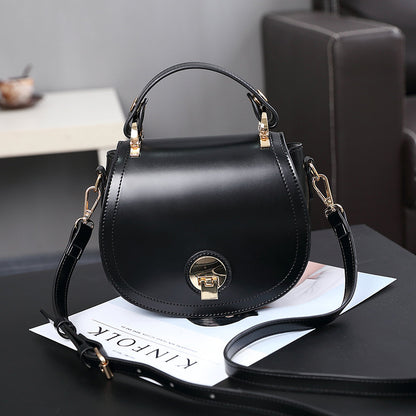 The 2021 New South Korean fashion handbag Mini Shoulder bag bag ladies handbag on behalf of a pig