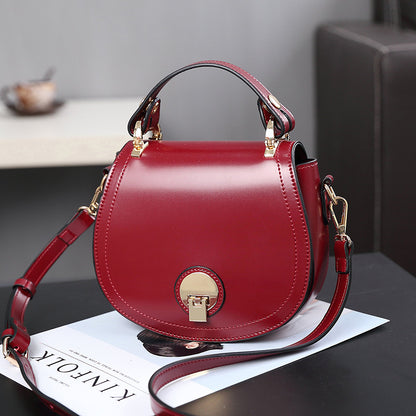 The 2021 New South Korean fashion handbag Mini Shoulder bag bag ladies handbag on behalf of a pig