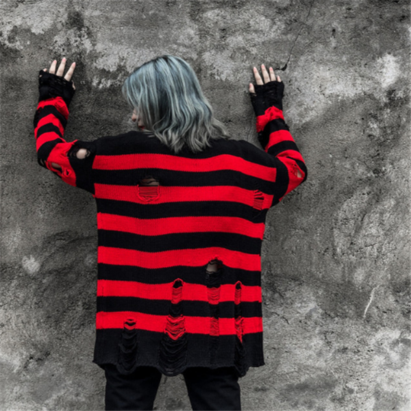 Striped jacquard round neck sweater