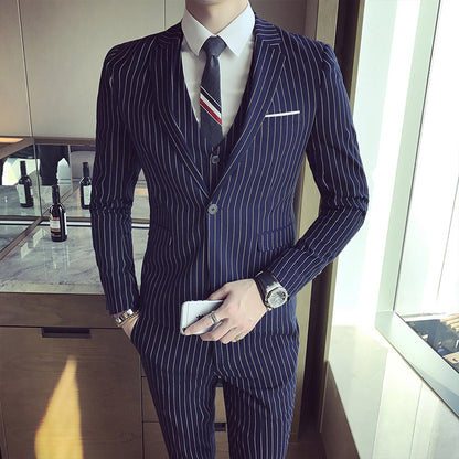 Slim-fit striped suit